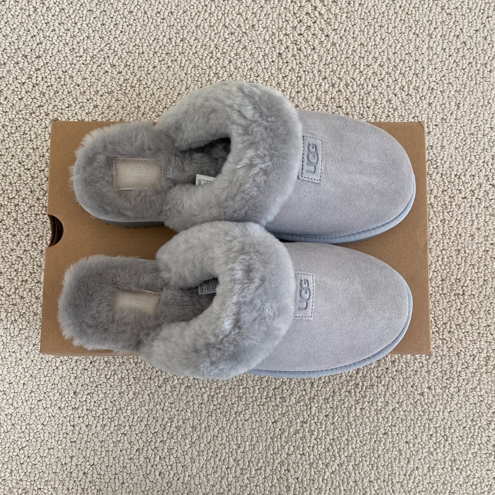 UGG Cozy Slippers - Picture 4 of 8